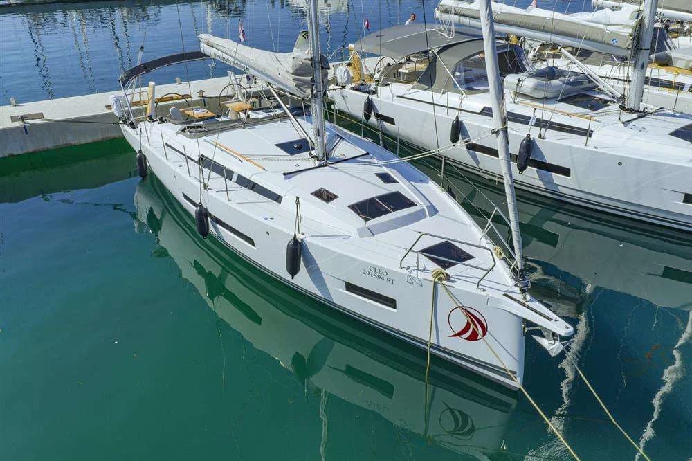 Hanse 410