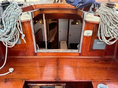 1962 Camper & Nicholson 36 Boat for Sale in Hampshire 3