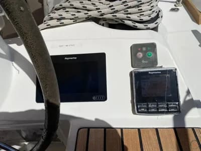 2017 Jeanneau Sun Odyssey 519 Boat for Sale in La Paz 2