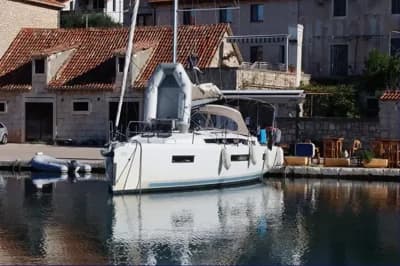 2020 Jeanneau Sun Odyssey 440 Boat for Sale in Tribunj 2