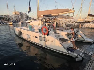 2006 Lagoon 380 Boat for Sale in VC 3