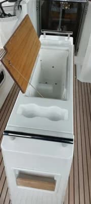 2019 Beneteau Oceanis 38.1 Boat for Sale in Windermere 5