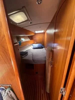 2000 Jeanneau Sun Odyssey 45.2 Boat for Sale in Puerto Lindo 5