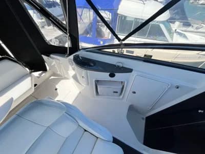2007 Regal Commodore 2665 Boat for Sale in Southsea 5
