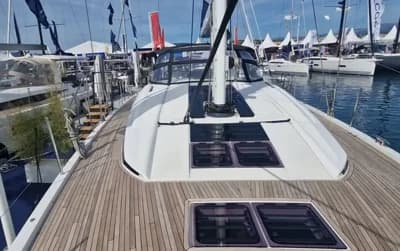 2025 Jeanneau Yachts 65 Boat for Sale in South of France 3