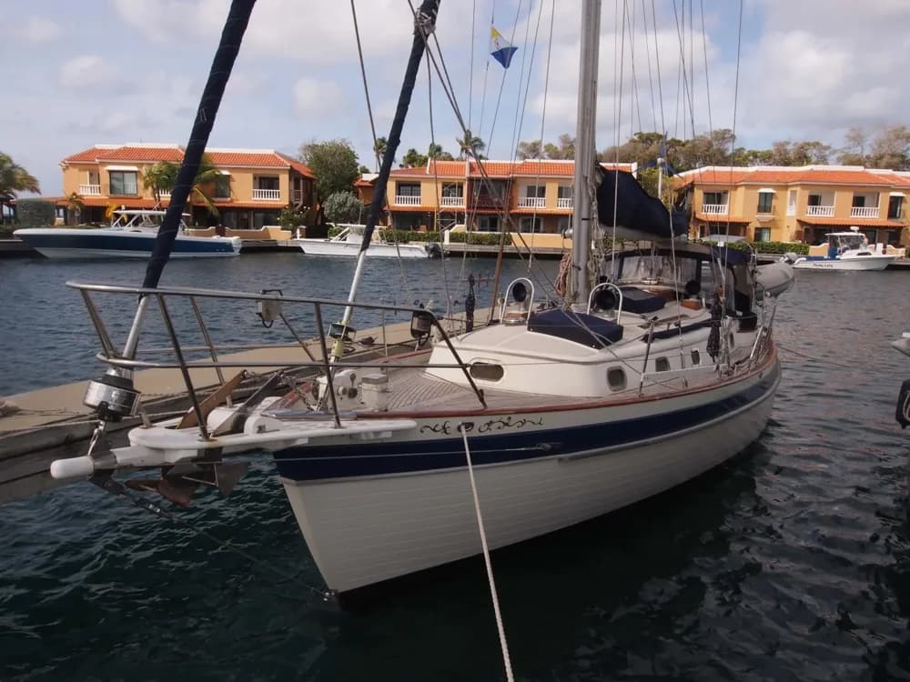 1984 Ta Shing Panda 38 Boat for Sale