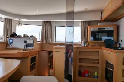 2018 Lagoon 42 Boat for Sale in Kuah 4
