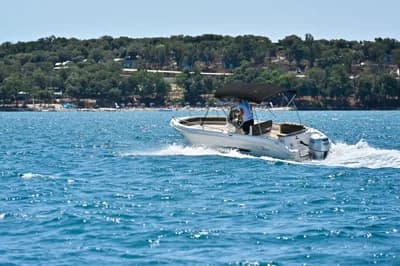Ranieri Voyager 24 2