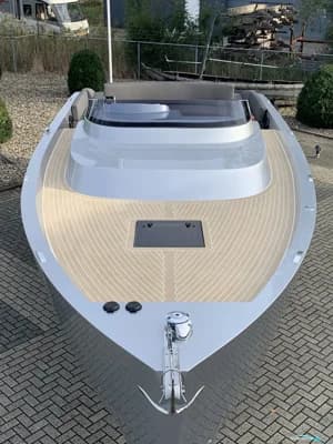 Bronson 34 3
