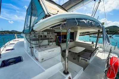 Lagoon 400 5