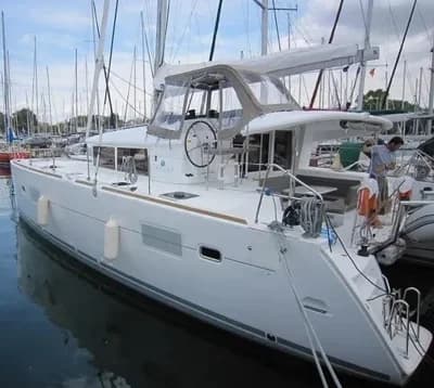 Lagoon 400 S2 A/C 2