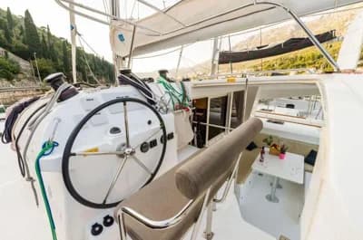 Lagoon 400 S2 4