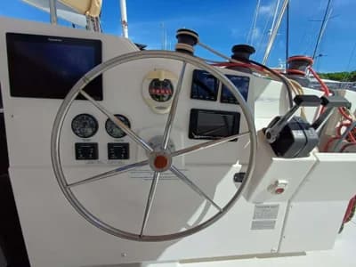 Fountaine Pajot Lucia 40 5