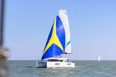 Lagoon 40 4