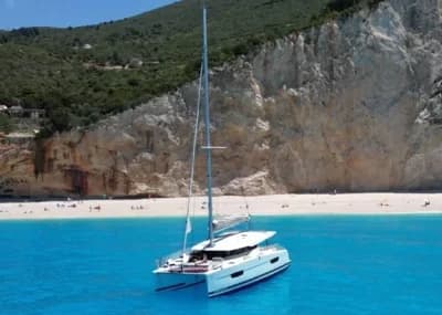 Fountaine Pajot Lucia 40 2