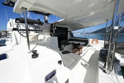 Lagoon 42 3