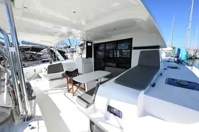 Lagoon 42 4