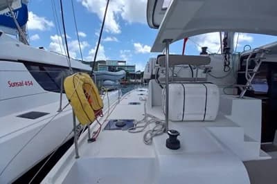 Lagoon 42 3