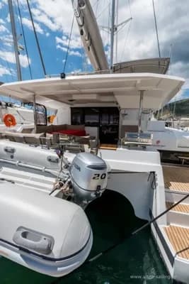 Fountaine Pajot Saona 47 3