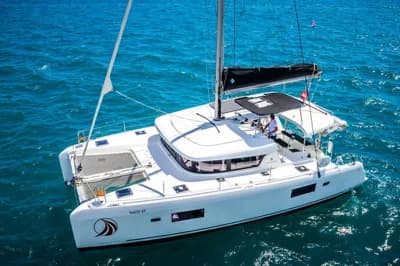Lagoon 42 2