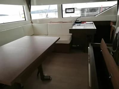 Lagoon 50 3