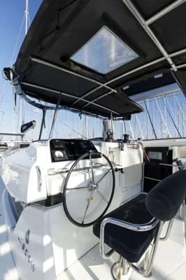 Lagoon 42 3
