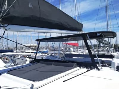 Lagoon 450F 5