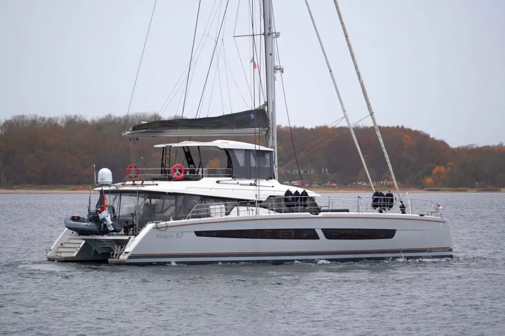 Fountaine Pajot Alegria 67