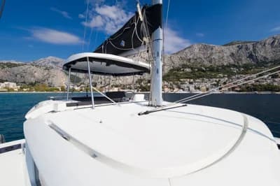 Lagoon 46 5