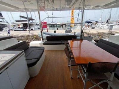 Lagoon 50 4