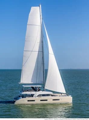 Lagoon Sixty5 3