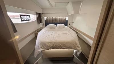 Fountaine Pajot Astrea 42 5