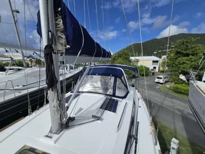 Beneteau 38.1 5