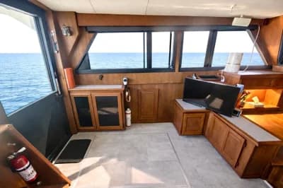 1986 Viking 35 Convertible | 35 ft 2