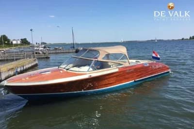 Custom Built GRP Daycruiser 9M 2