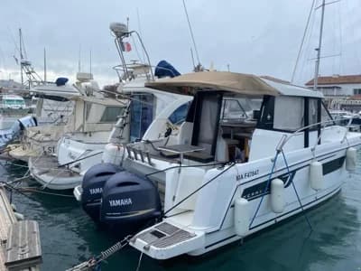 Jeanneau MERRY FISHER 855 2