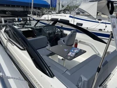 Parker 690 Day Cruiser 2