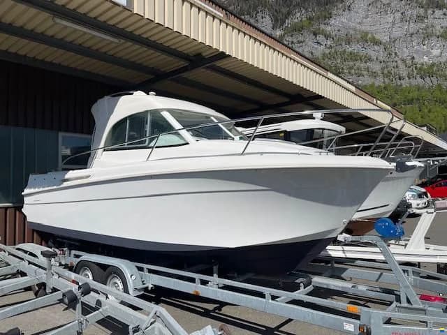 Beneteau Antares 6