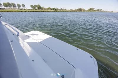 Tiara 4300 Sovran 3