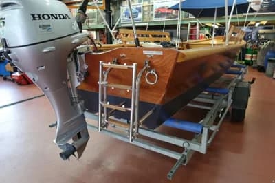 Witti 700 Fährboot Mahagoni 4