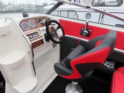 Celebrity 240 CC 4