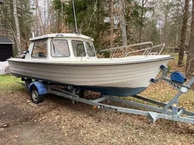 Uttern ????️ Uttern 5600 MR med Suzuki 50 HK KU 2