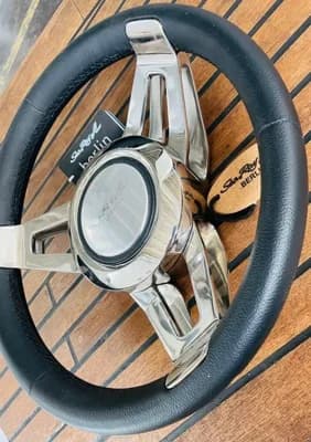 Sea Ray ISOTTA Sea Ray Berlin Lenkrad 3