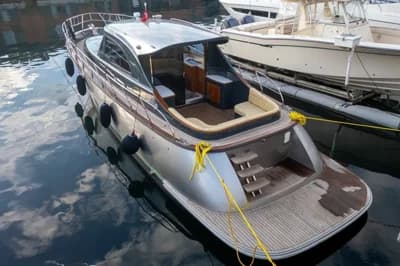 Custom 14M Lobster 4