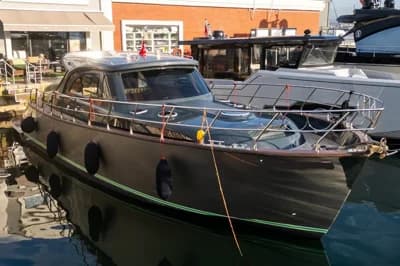 Custom 14M Lobster 5