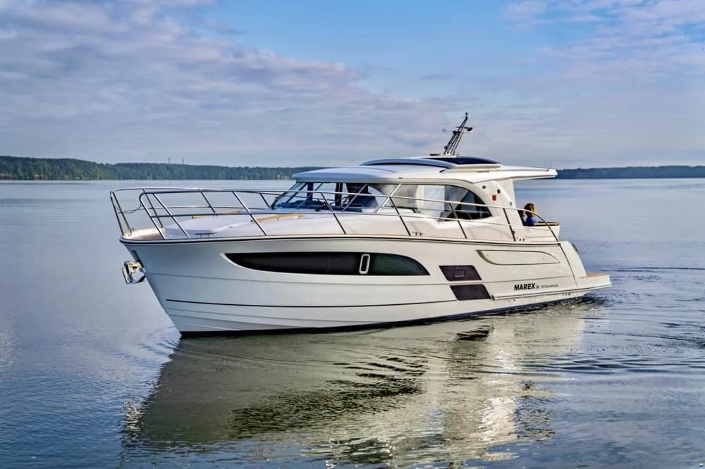 Marex 330 SCA
