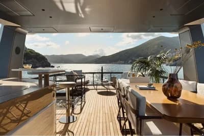 Azimut Fly 82 5