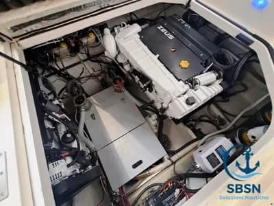 Bayliner 305 SB 5