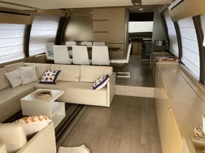 Ferretti 720 3
