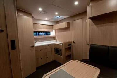 Bavaria SR41HT 5